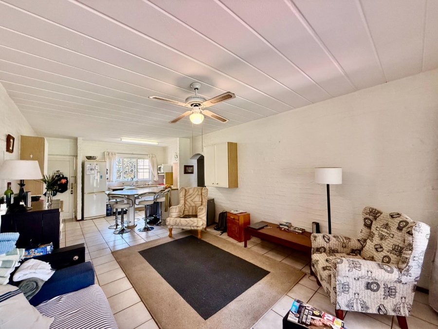 2 Bedroom Property for Sale in Caribbean Beach Club North West
